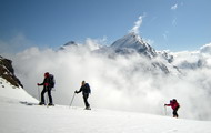 ski de randonn&eacute;e et raids &agrave; skis avec un guide de haute-montagne