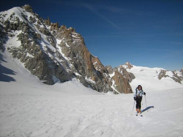 ski randonnée dans le haut de la vallée blanche chamonix
