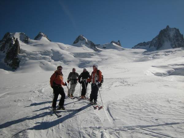 ski randonnée dans le haut de la vallée blanche chamonix
