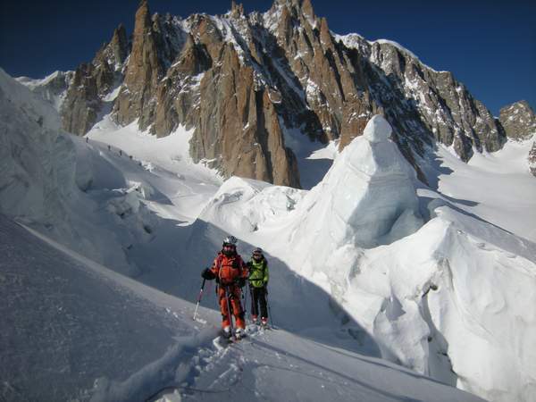 ski randonnée dans le haut de la vallée blanche chamonix