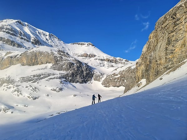 ais à ski de randonnée