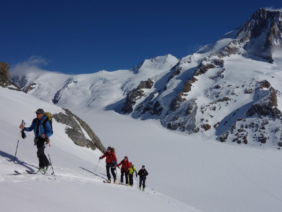 ais à ski de randonnée