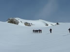 Raid à ski Gemmi - Wildstrubel : descente du Wildstrubel sur Engstligenalp par l'Ammertengletscher