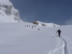 Raid à ski Gemmi - Wildstrubel : descente du Wildstrubel sur Engstligenalp par l'Ammertengletscher