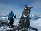 Raid à ski Gemmi - Wildstrubel : descente du Wildstrubel sur Engstligenalp par l'Ammertengletscher
