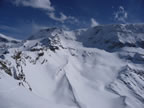 Raid à ski Gemmi - Wildstrubel : descente du Wildstrubel sur Engstligenalp par l'Ammertengletscher